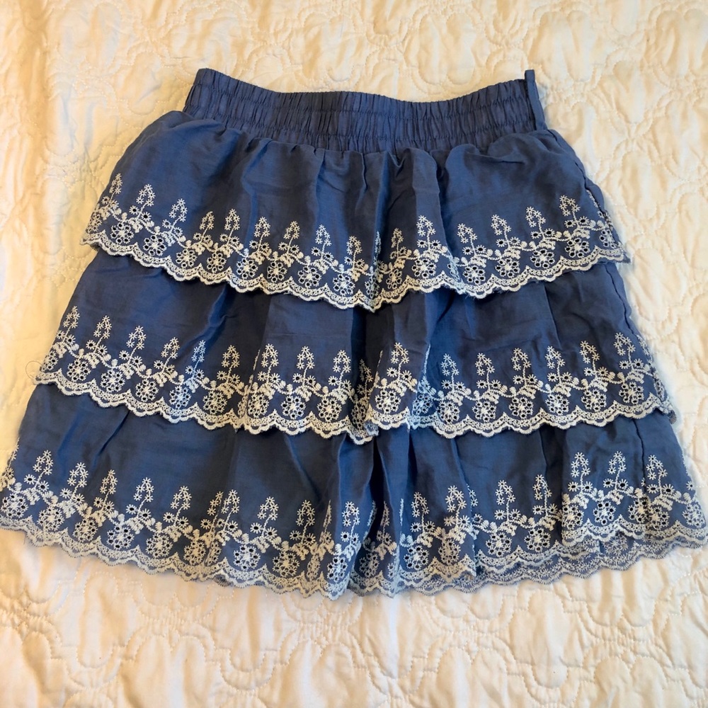 Rue 21 blue and white skirt size small